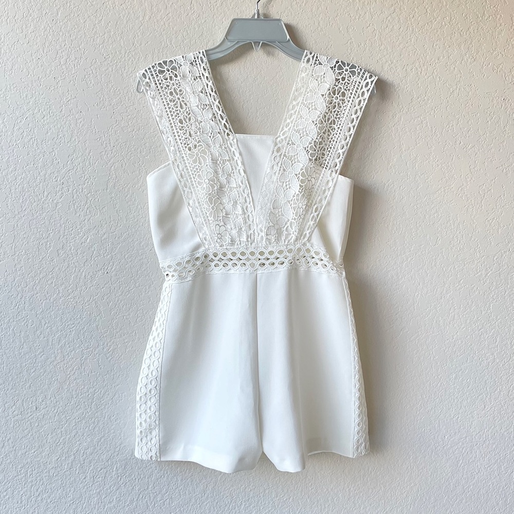 Like new! Free shipping! Parvenue White Lace Romper